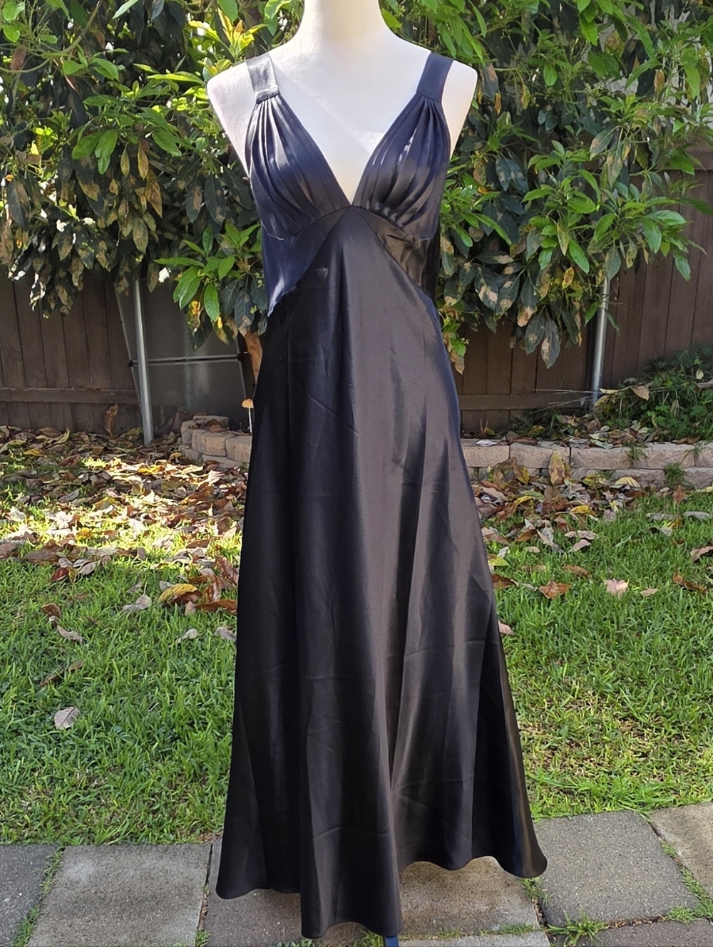 Frederick's Of Hollywood Black V-Neck Satin Maxi Dress Size Large